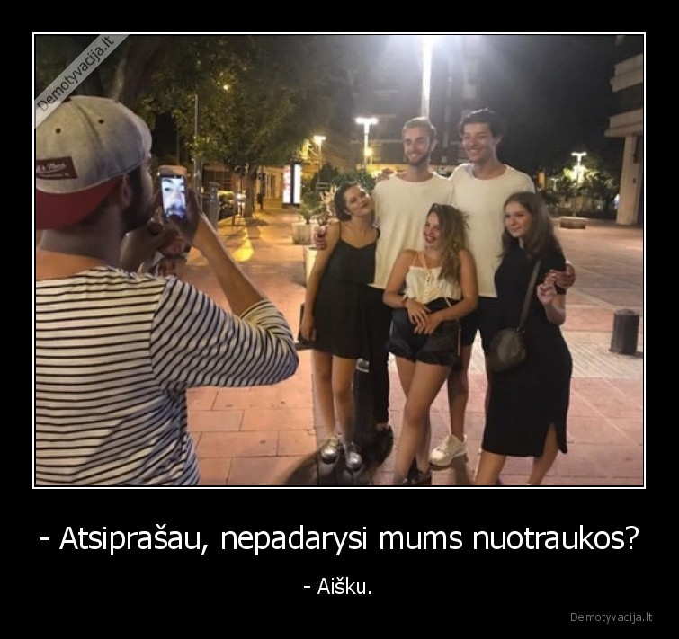 nuotrauka,selfie,ismanusis,pozuoja