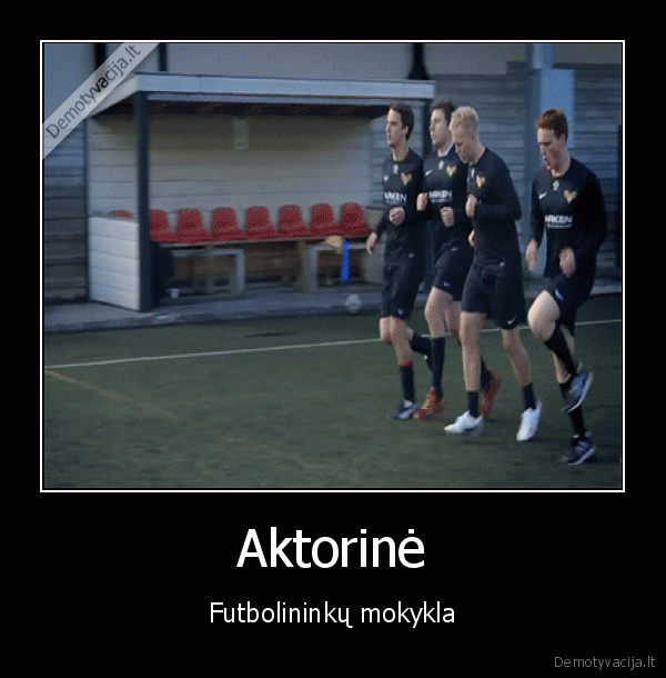 futbolininkai, vaidina,imituoja, prazanga
