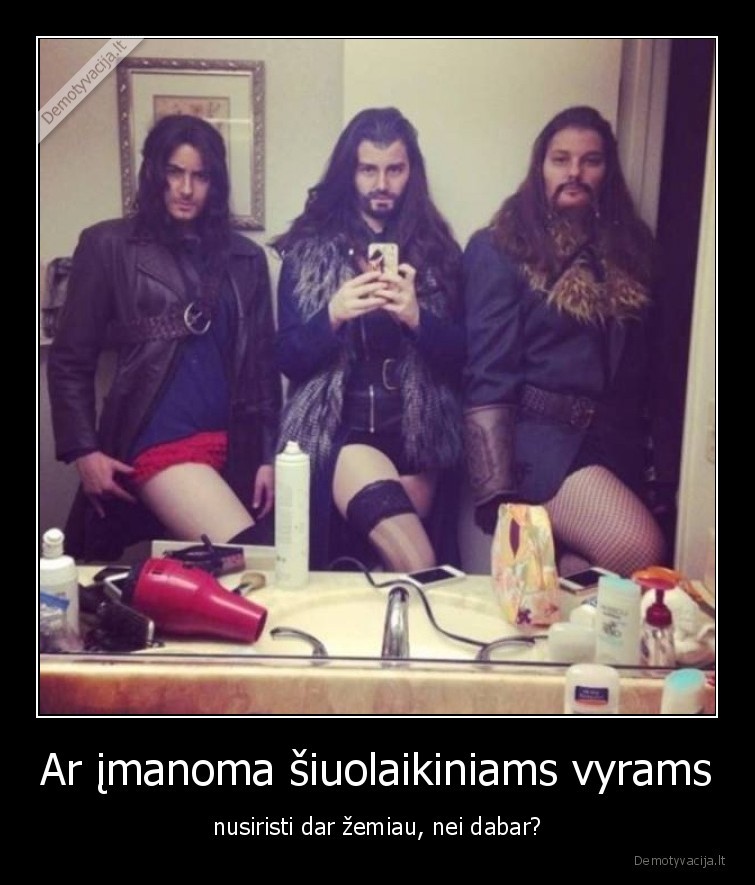 siuolaikiniai,vyrai,panaseje,i, moteris,baisu