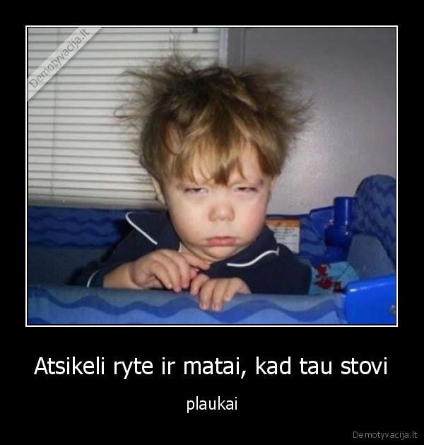 plaukai,rytas,veidrodis