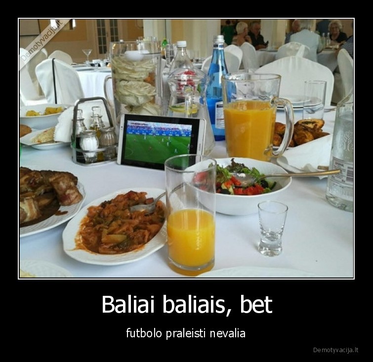 futbolas,balius,ipad,stalas,vaises