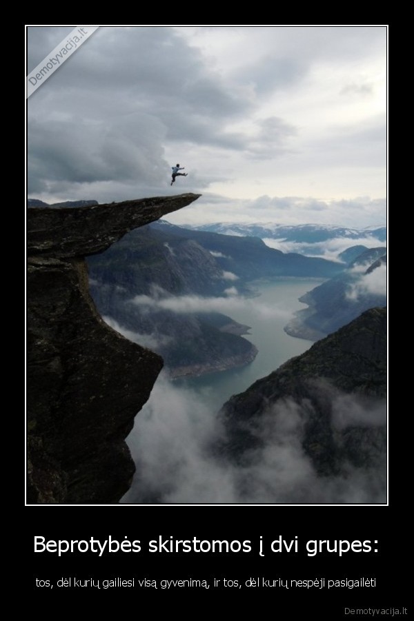 Beprotybės skirstomos į dvi grupes: