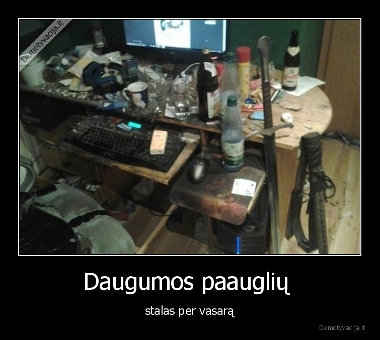 stalas,paaugliai,zaidimai,atostogos