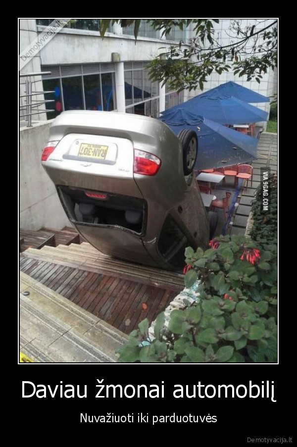 Daviau žmonai automobilį