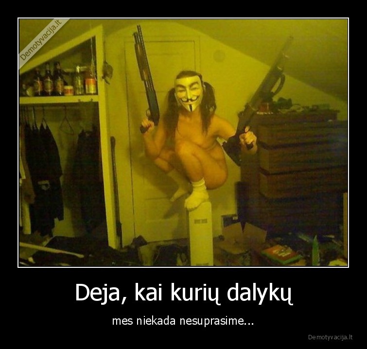 nesuprasi,kas,cia,mergina,nuoga