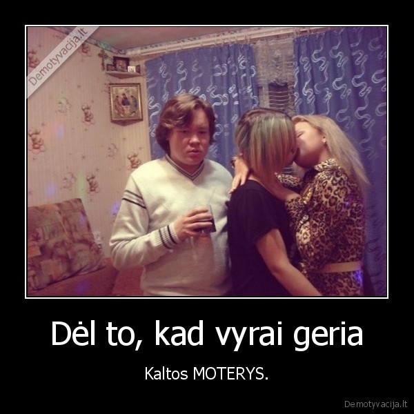 geria,vyrai,moterys,buciuojasi