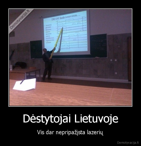 lazeriia,didelis, piestukas,juokingas, destytojas