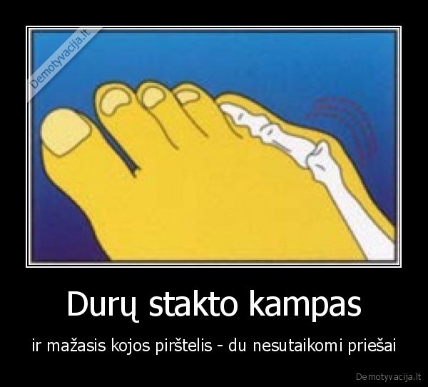 uzkniso, kai, su, pirstu, atsitrenki, i, kampa, ir, pradeda, skaudeti