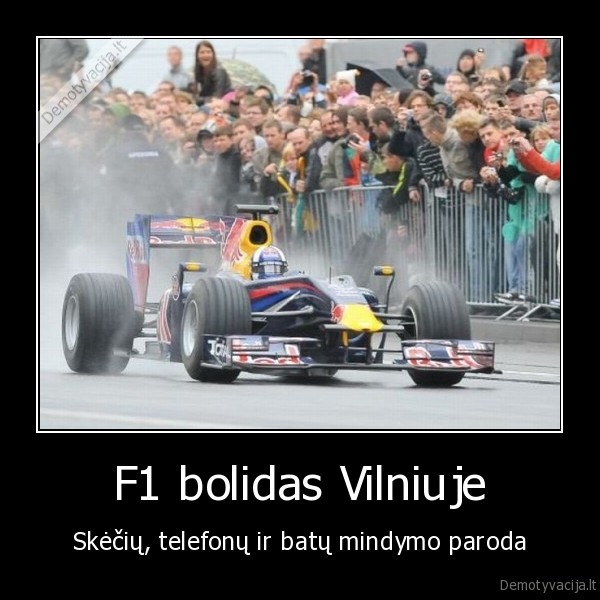 F1 bolidas Vilniuje