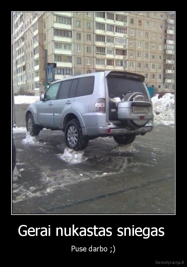 rusija, masina, ziema, sniegas, kastuvas, vodka, lasinukai, svogunas