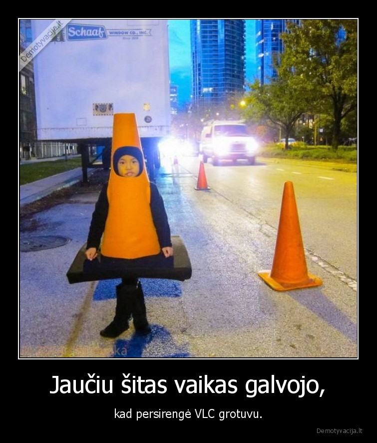 vlc,kelio, zenklas,kostiumas,vaikas