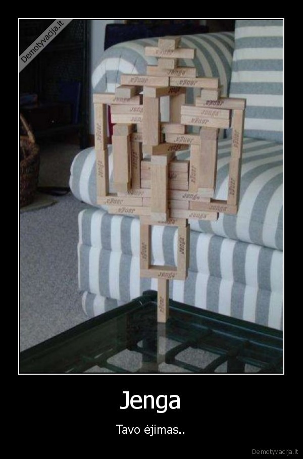 zaidimas,jenga,ejimas