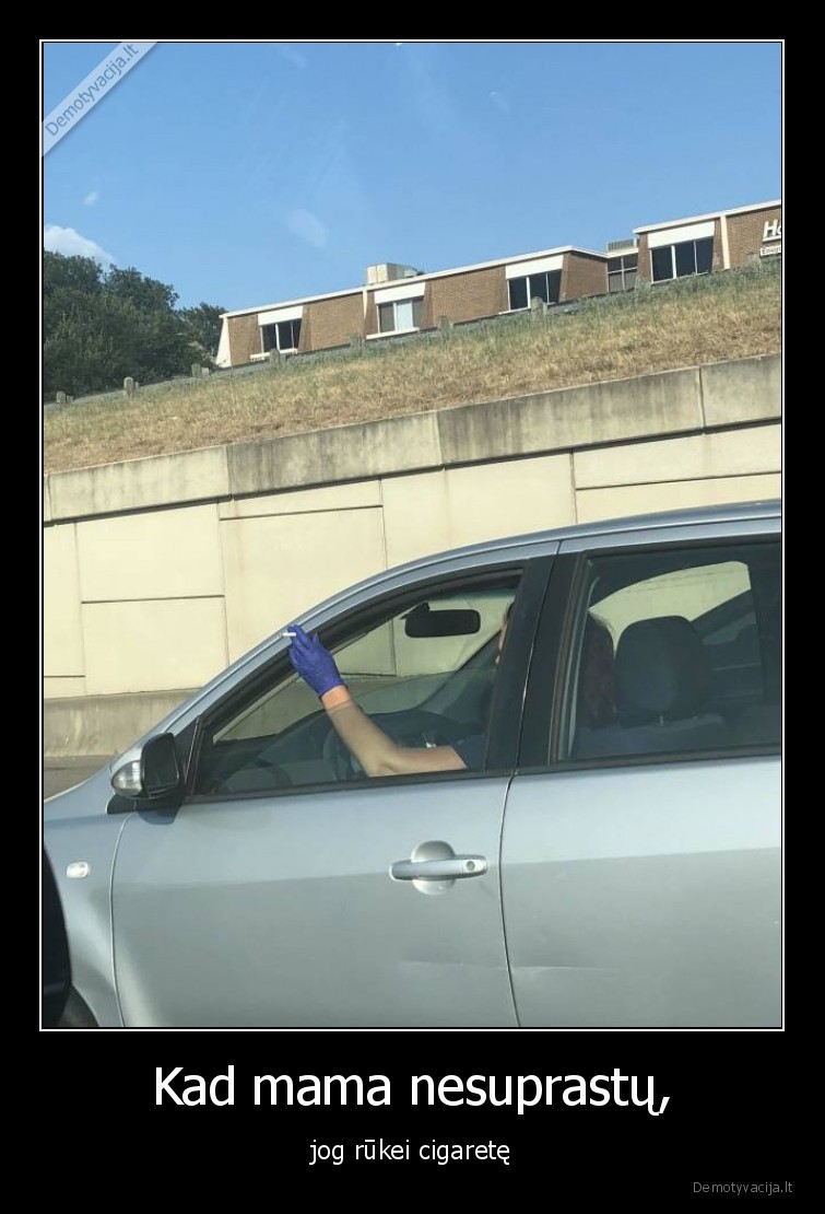 mama,cigarete,vaikai,rukymas