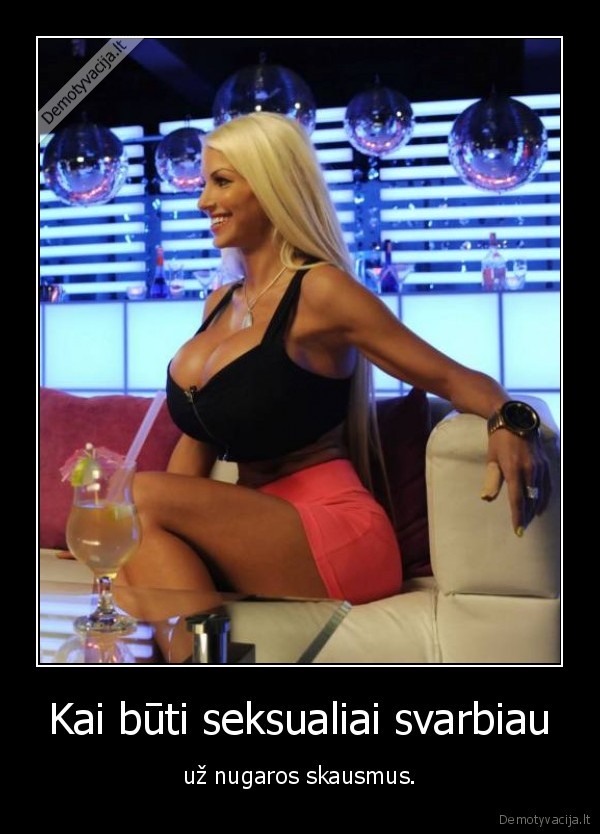 silikonai,implantai,papai,krutine,mergina,nuga