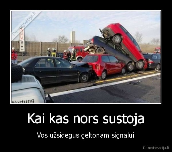 sviesoforas,geltona,zalia,avarija