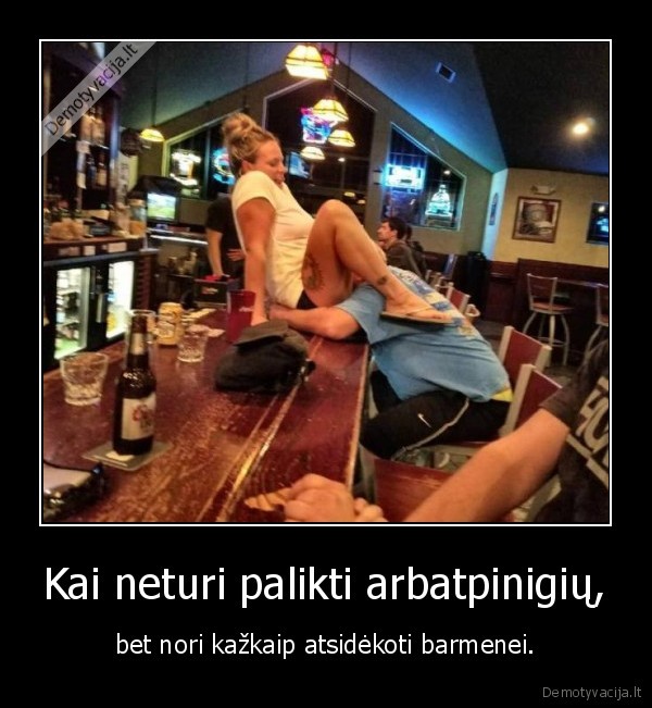 arbatpinigiai,mergina,barmene