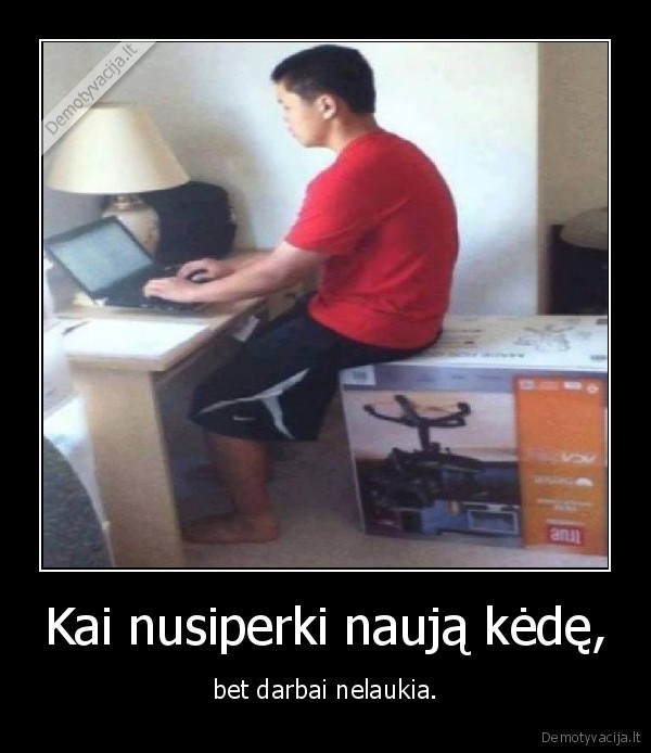 nauja, kede,kreslas,kompiuteris,darbai