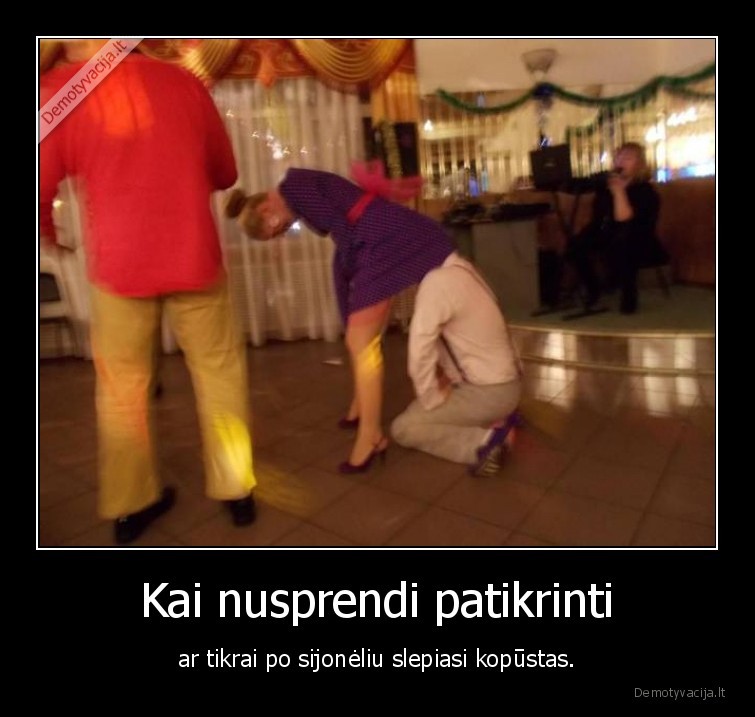 sijonelis,kopustas,mergina