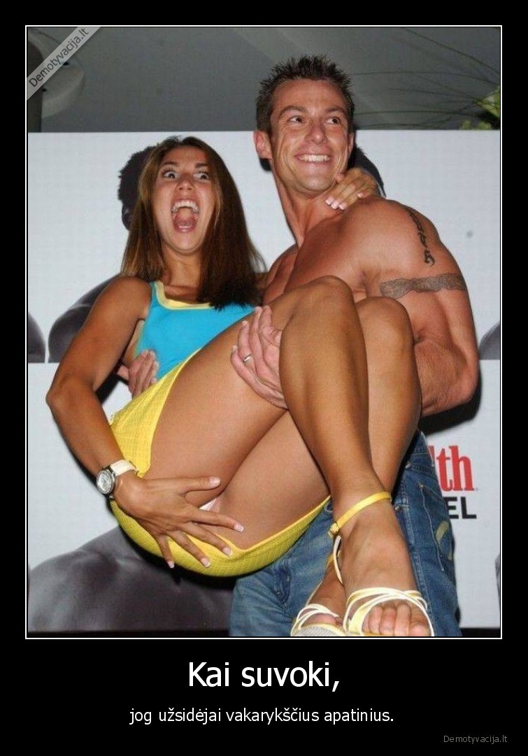 mergina,sijonas,apatiniai