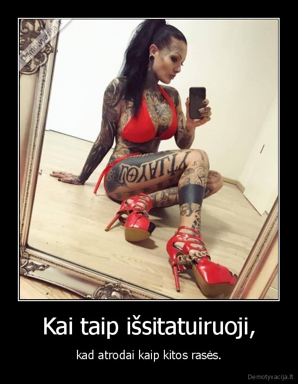 tatuiruotes,mergina,papai