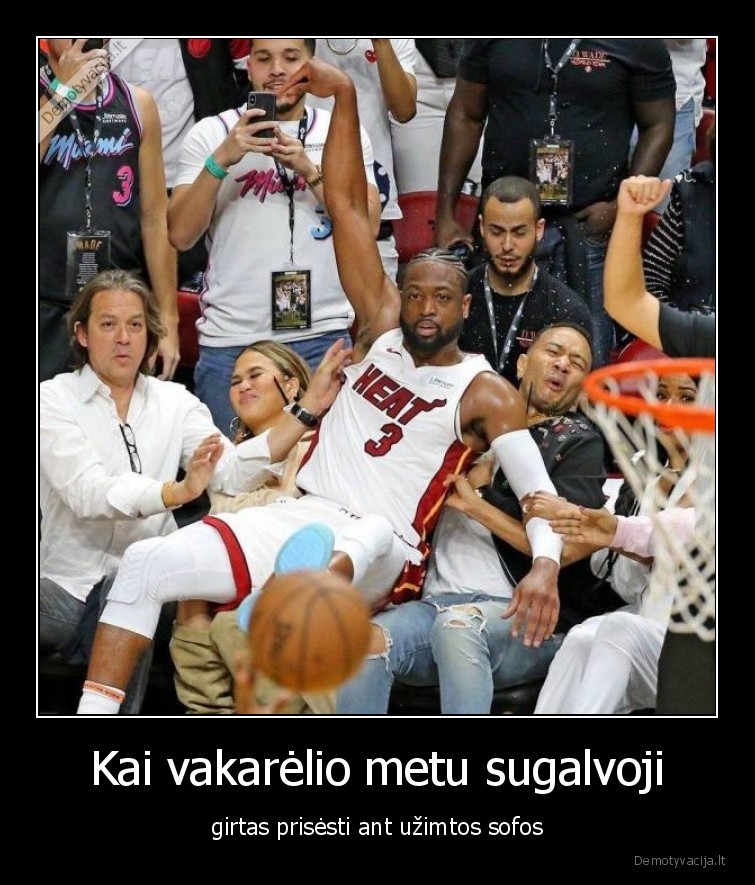 vakarelis,sofa,girtas,krepsinis