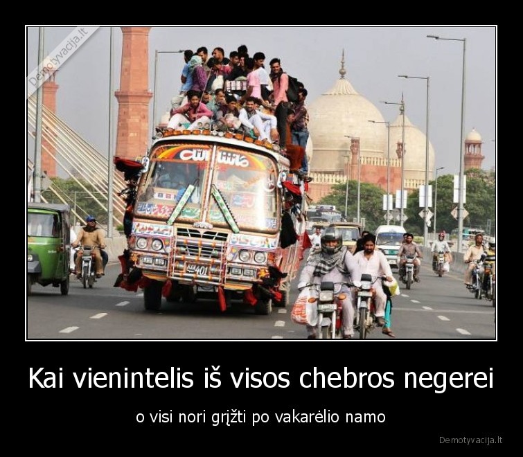 vakarelis,daug, zmoniu,indai,nesiplauna,patys