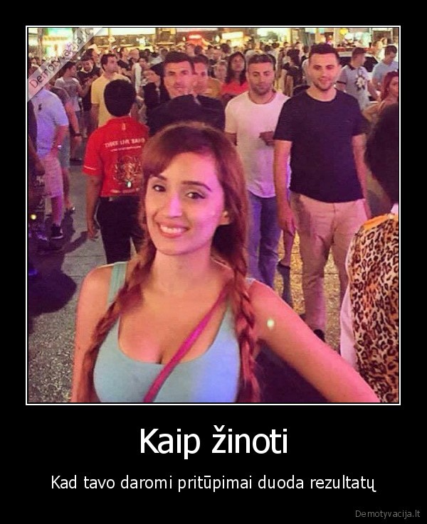 vyrai, nuziurineja,grazus, uzpakaliukas