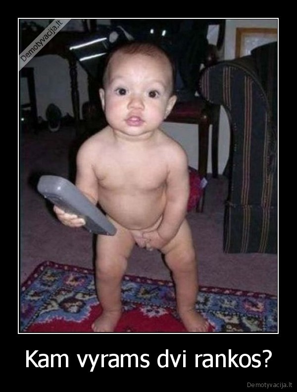 televizorius,pultelis,klynas,ranka,elas, bandis