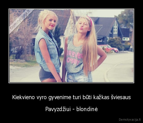 sviesi, blondine,grazios, merginos