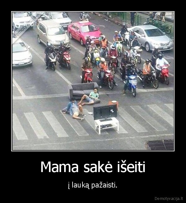 zaidimas,laukas,dviraciai