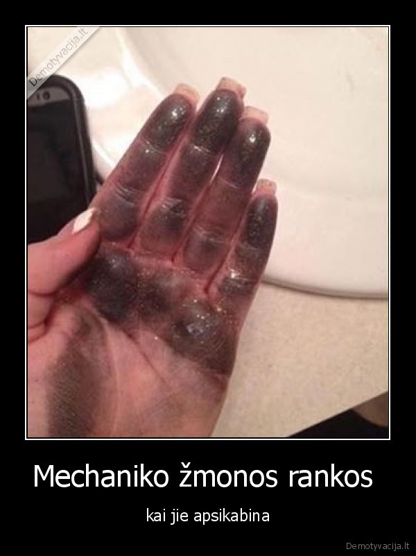 Mechaniko žmonos rankos 