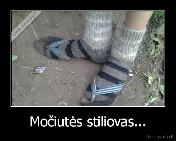 stiliukas,kojines,mociutes