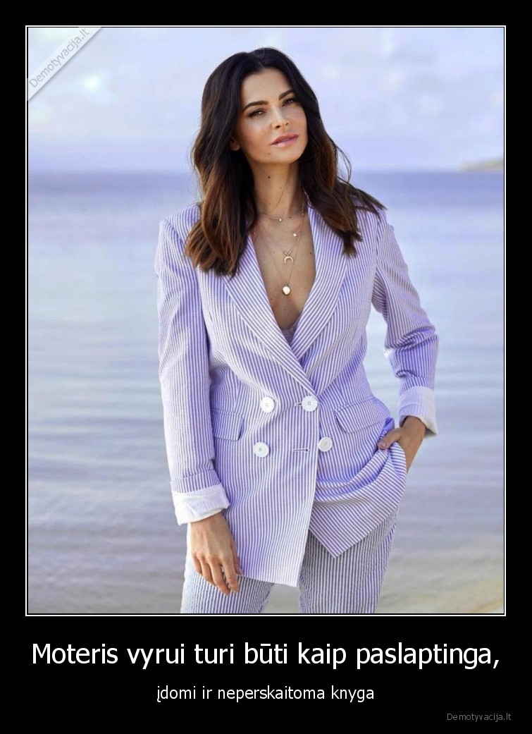 moteris,knyga,paslaptinga,merginos,moterys