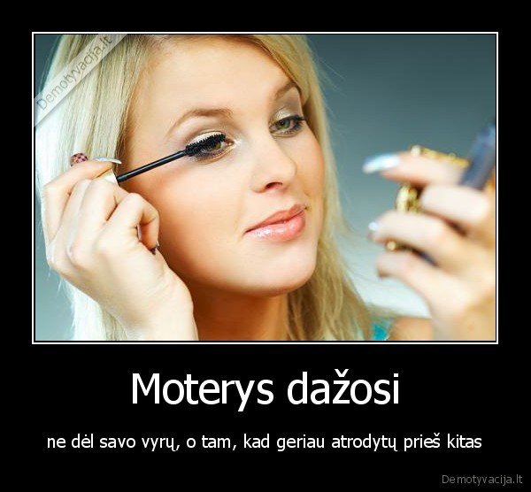 Moterys dažosi