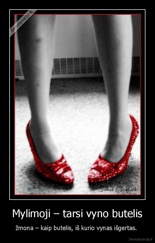 Mylimoji – tarsi vyno butelis