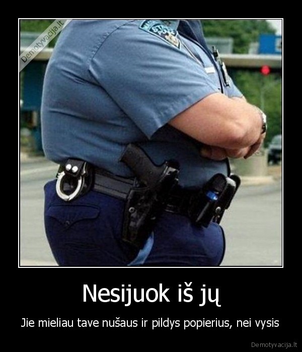 policija,popierizmas,ginklas,melyna