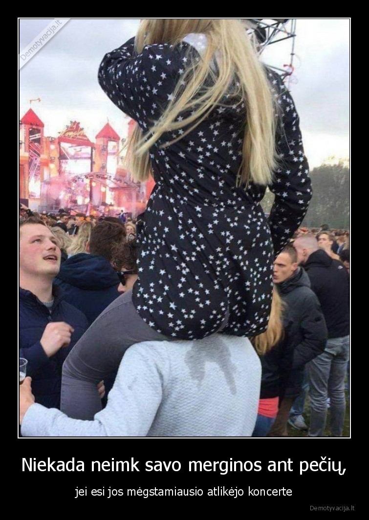 atlikejas,peciai,mergina,slapia