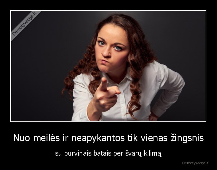 meile,neapykanta,batai,moteris
