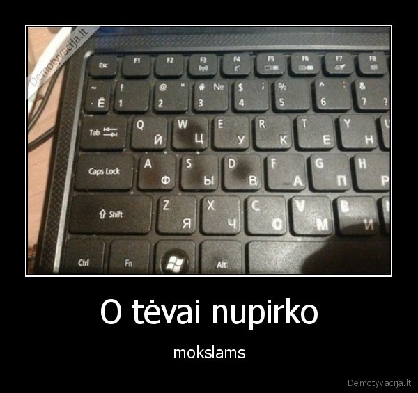 laptopas,kompiuteris,mokslai