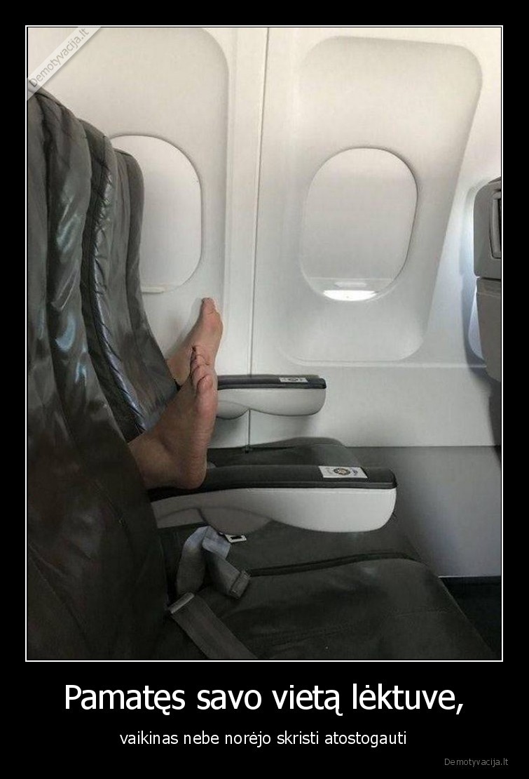 vieta,lektuve,merginos,kojos