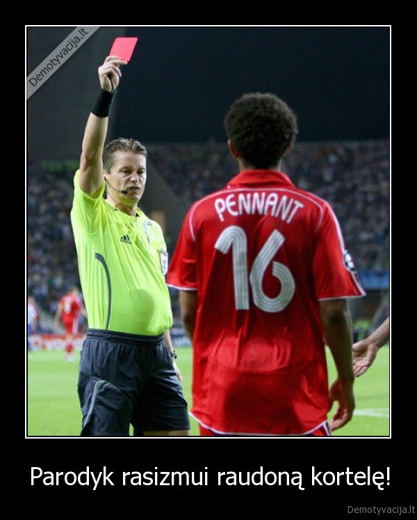raudona,kortele,rasizmas,futbolas