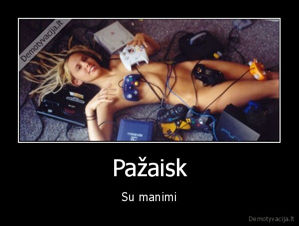 konsoles,nuoga, mergina