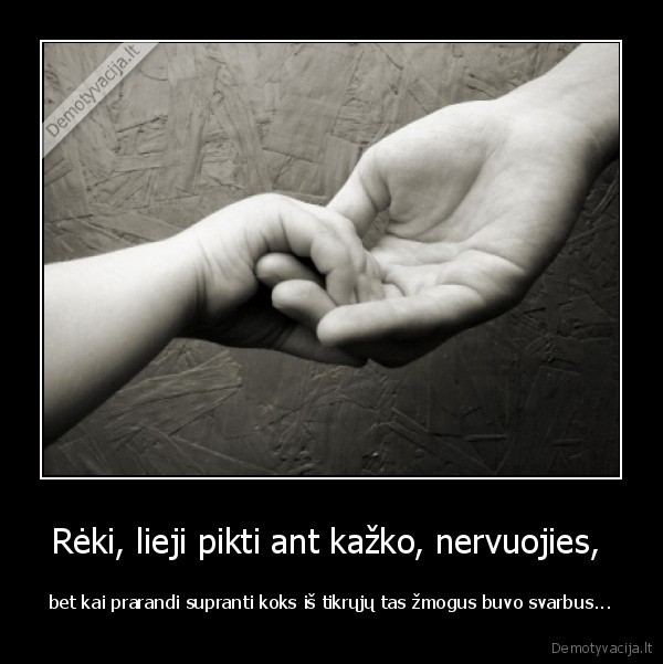 Rėki, lieji pikti ant kažko, nervuojies, 