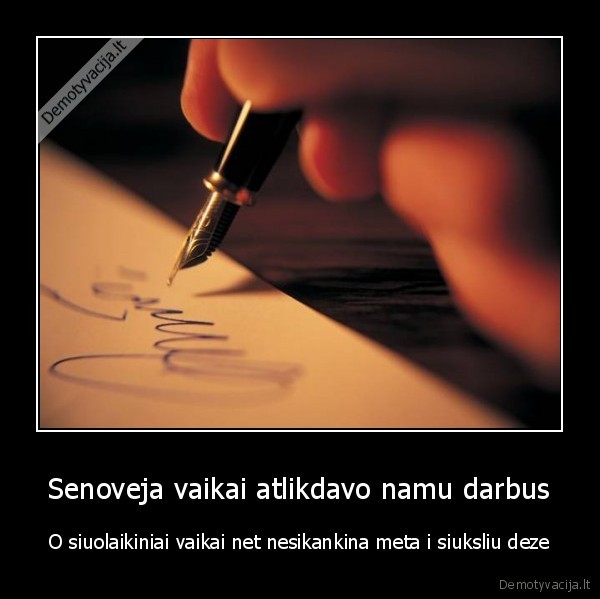 Senoveja vaikai atlikdavo namu darbus