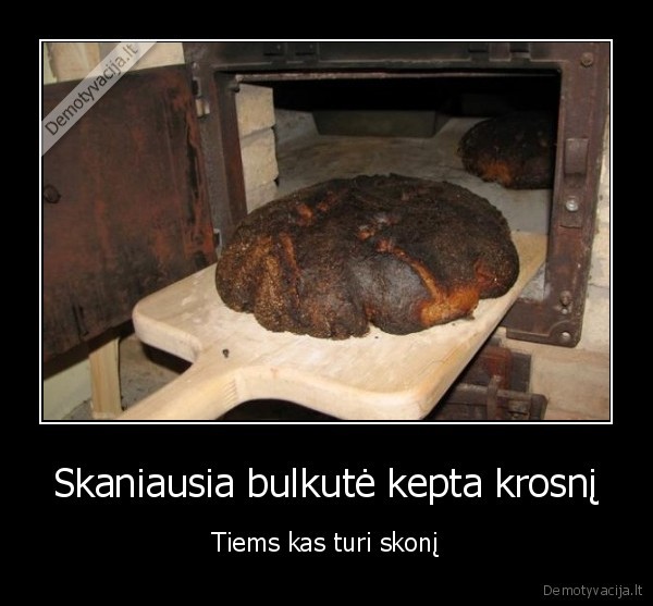 Skaniausia bulkutė kepta krosnį