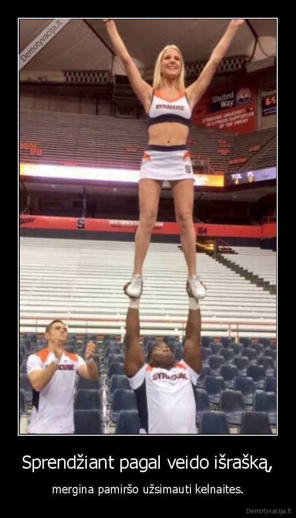 mergina,kelnaites,sportas