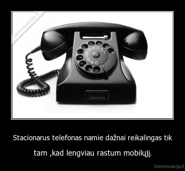 nervuoja,kai,mobilusis,uzkrenta,uz,fotelio,ar,lovos