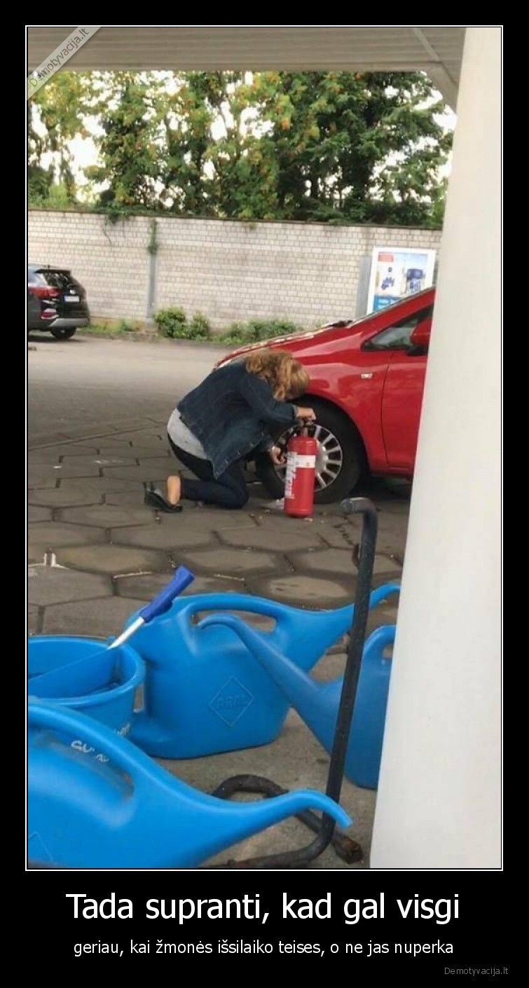 teises,moteris,nuleido,padanga