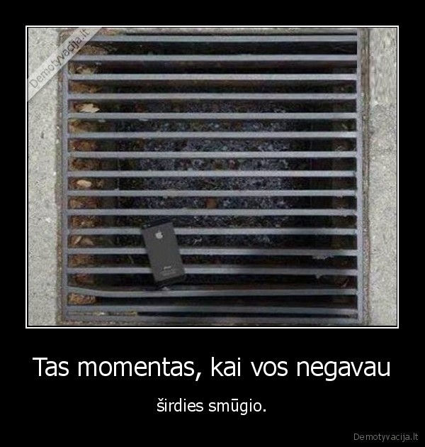 telefonas,iskrito,sirdies, smugis