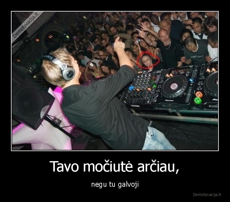 dj,mociute,stebi,anukas